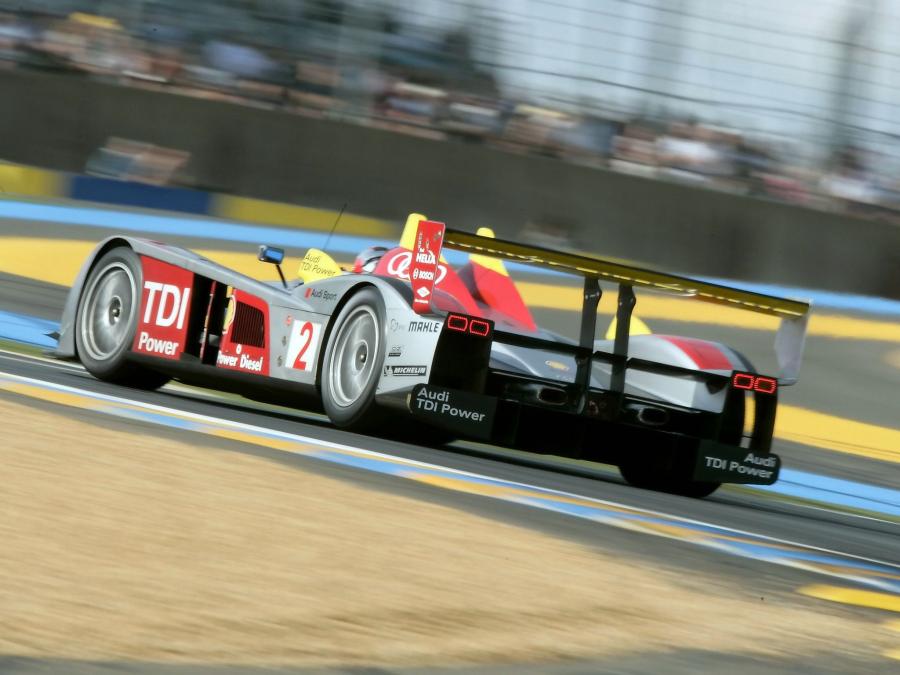  Audi R10 TDI 2008 года  (фото 10 из 57)